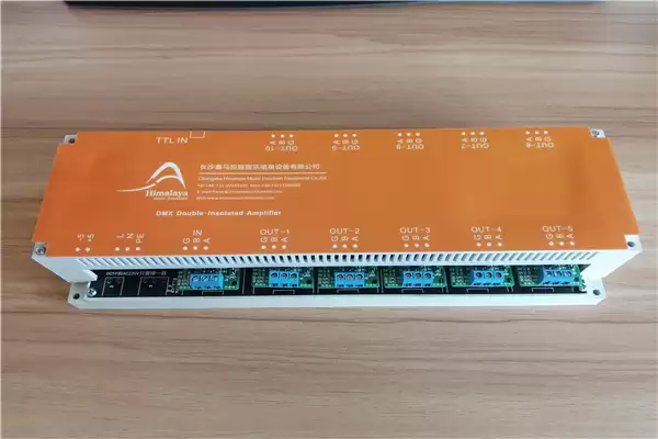 Panneaux de commande de fontaine 3 Fountain Control Panels2