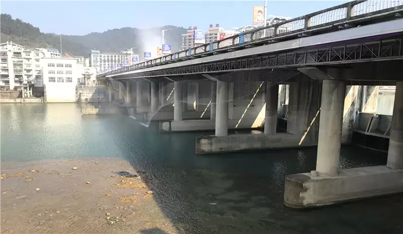 Long Bridge Fountain2