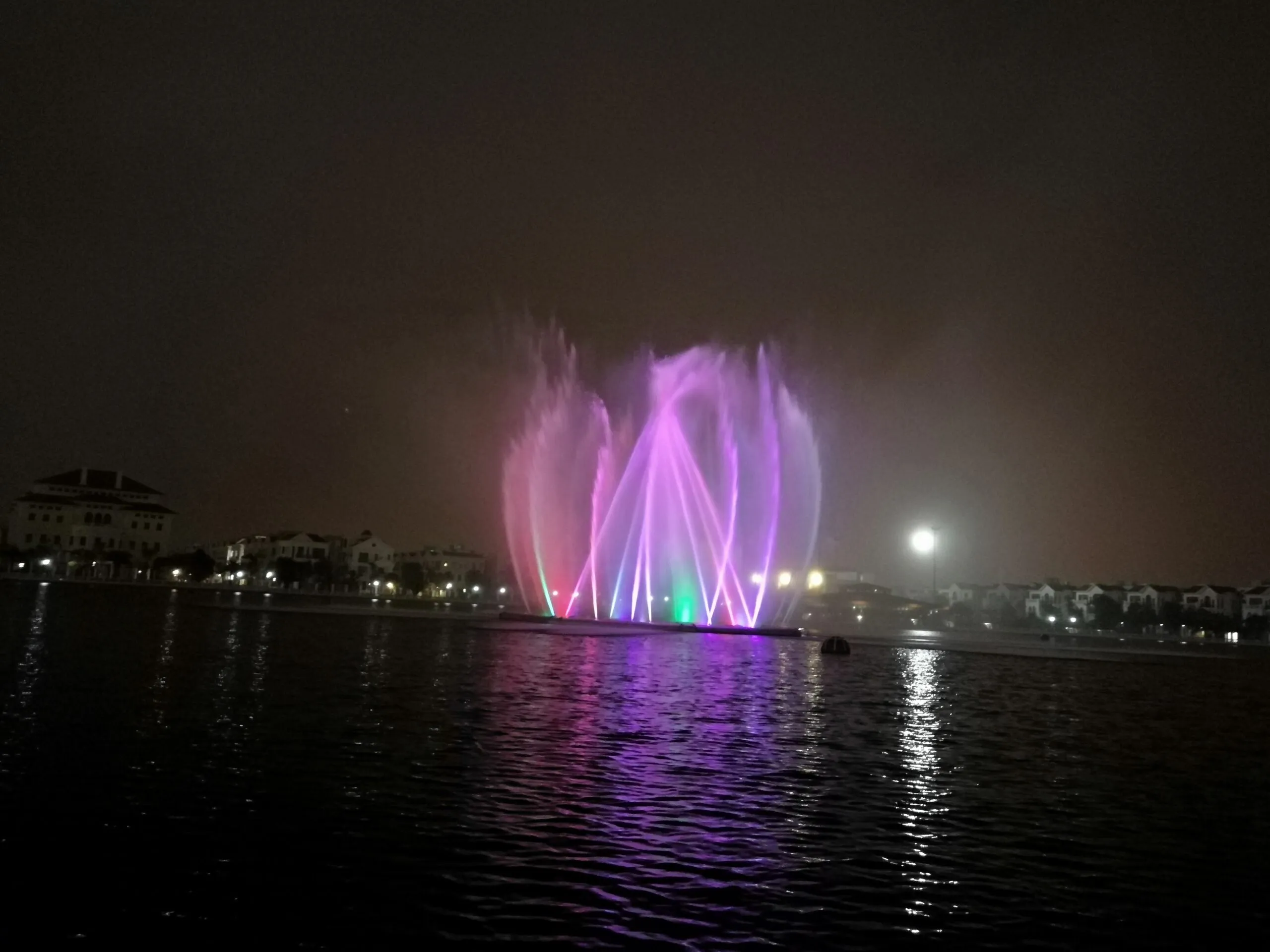 Floating Digital dancing water fountain,Vietnam