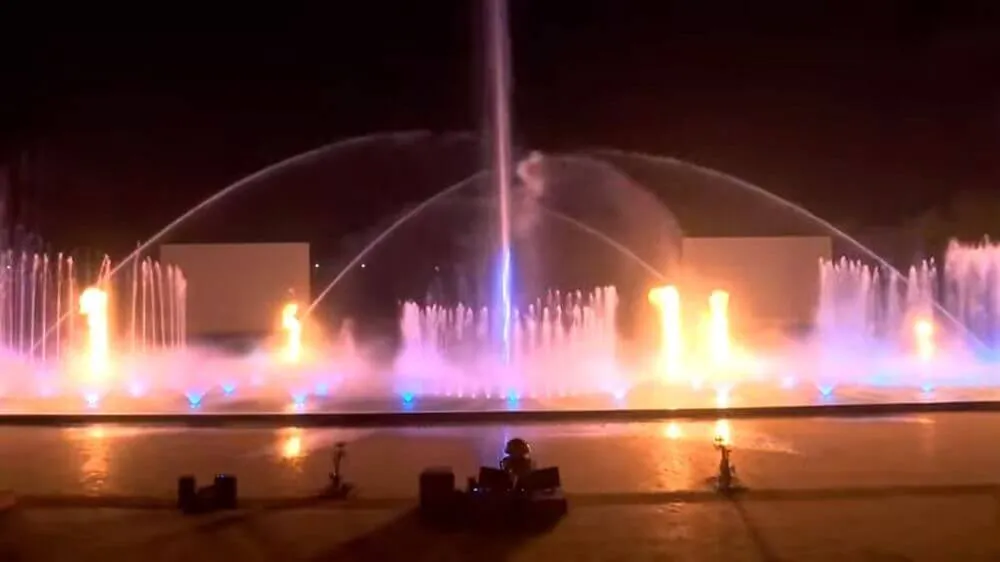 music fountain show