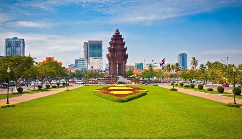 Top 5 des fontaines dansantes emblématiques du Cambodge 1 42fbf33611c5f31e63dd1b1cc17e5ea8