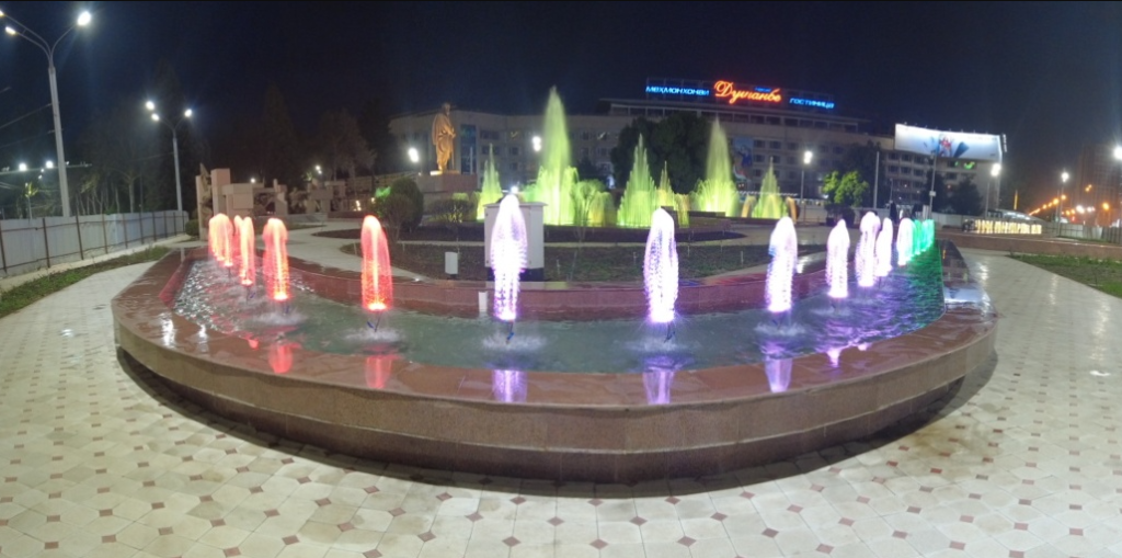 Construction d'un projet de fontaine musicale au Tadjikistan 2 2 Sadbarg Square Musical Fountain
